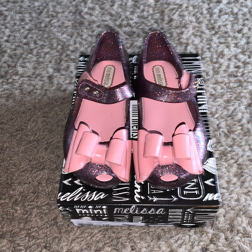 Girl’s scented Mini Melissa glitter shoes Sz 8